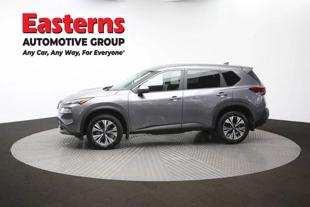 Used 2023 Gray Nissan SV image 61