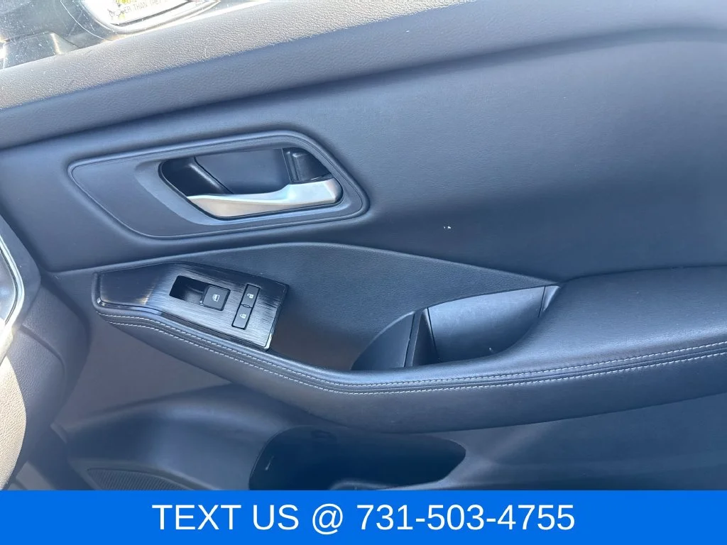 Used 2025 Gray Nissan SV image 29