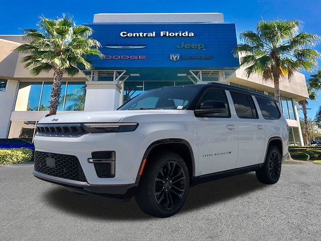 New 2026 Bright White Clear-Coat Exterior Paint Jeep Summit Reserve image 9