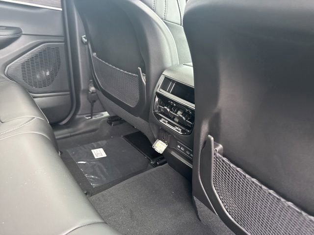 New 2026 Baltic Gray Metallic Clear-Coat Exterior Paint Jeep Laredo Altitude image 14