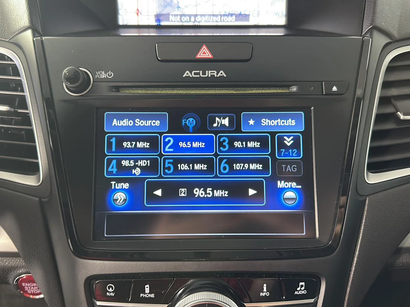 Used 2016  Acura Tech Pkg image 17