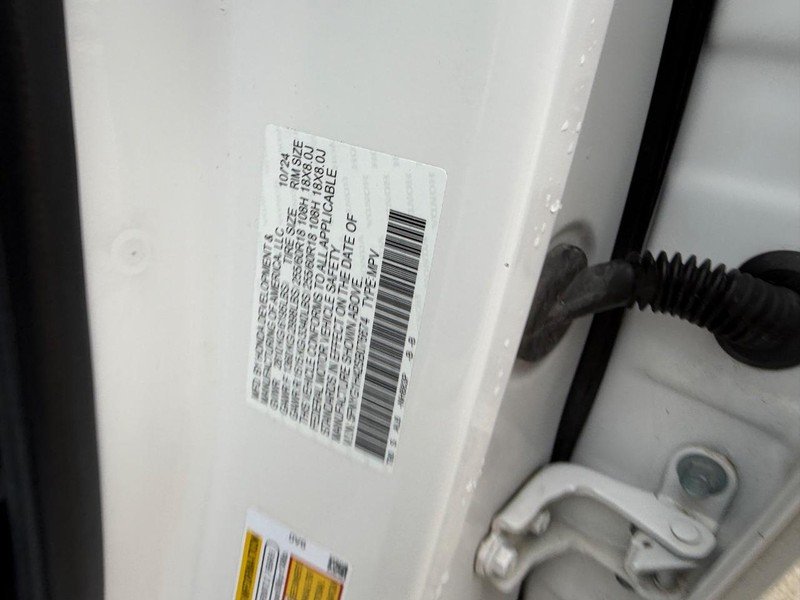 Certified Used 2025 Platinum White Pearl Honda AWD EX-L image 25