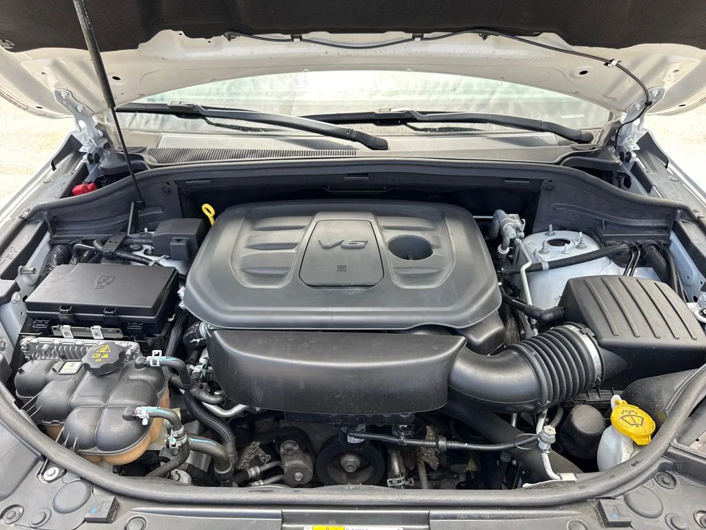 Certified Used 2021 White Jeep Laredo X image 27