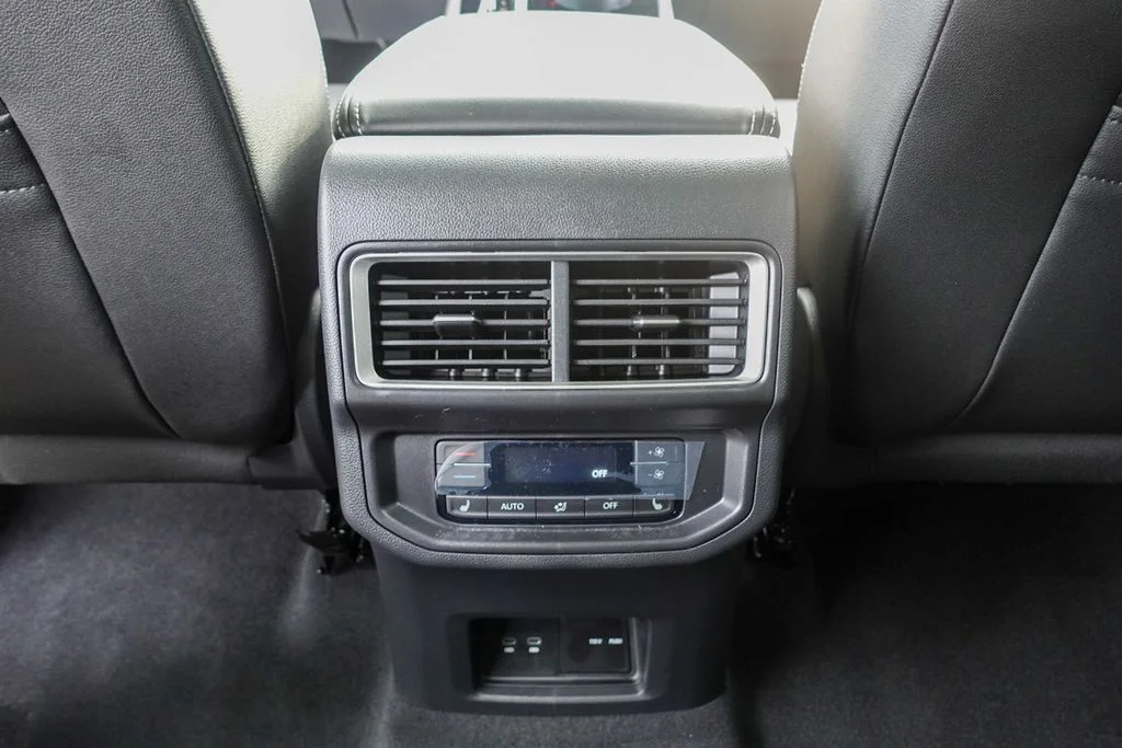 2026 Volkswagen Atlas SEL Premium R-Line - Photo 30