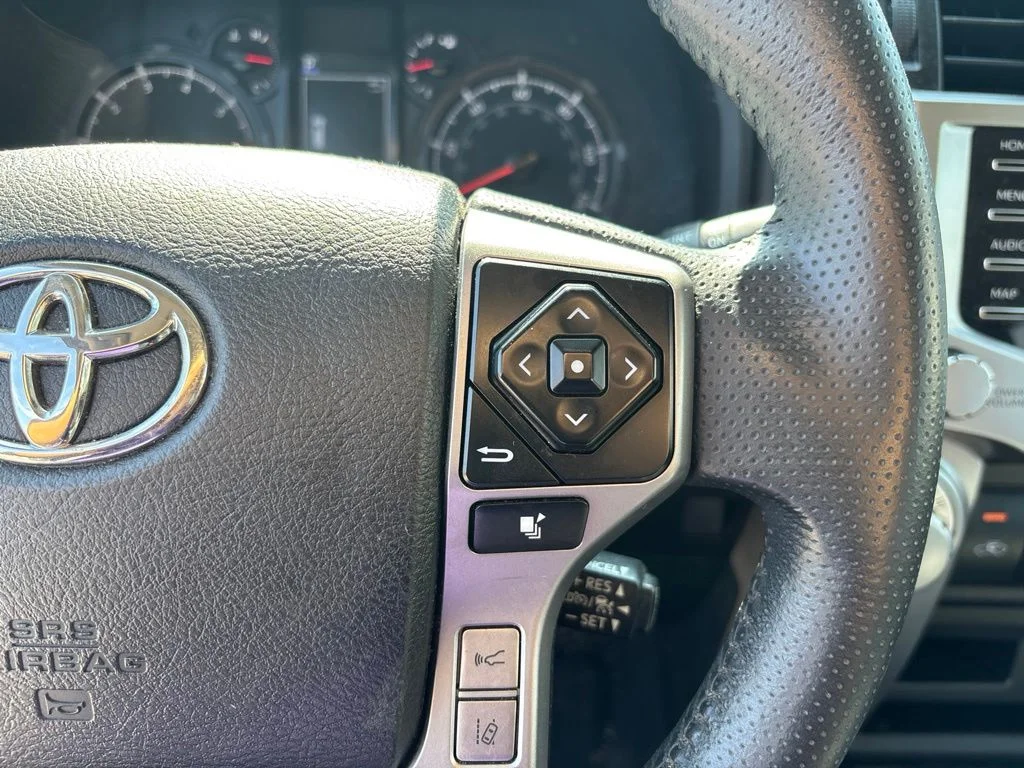 Used 2020 White Toyota SR5 Premium image 20