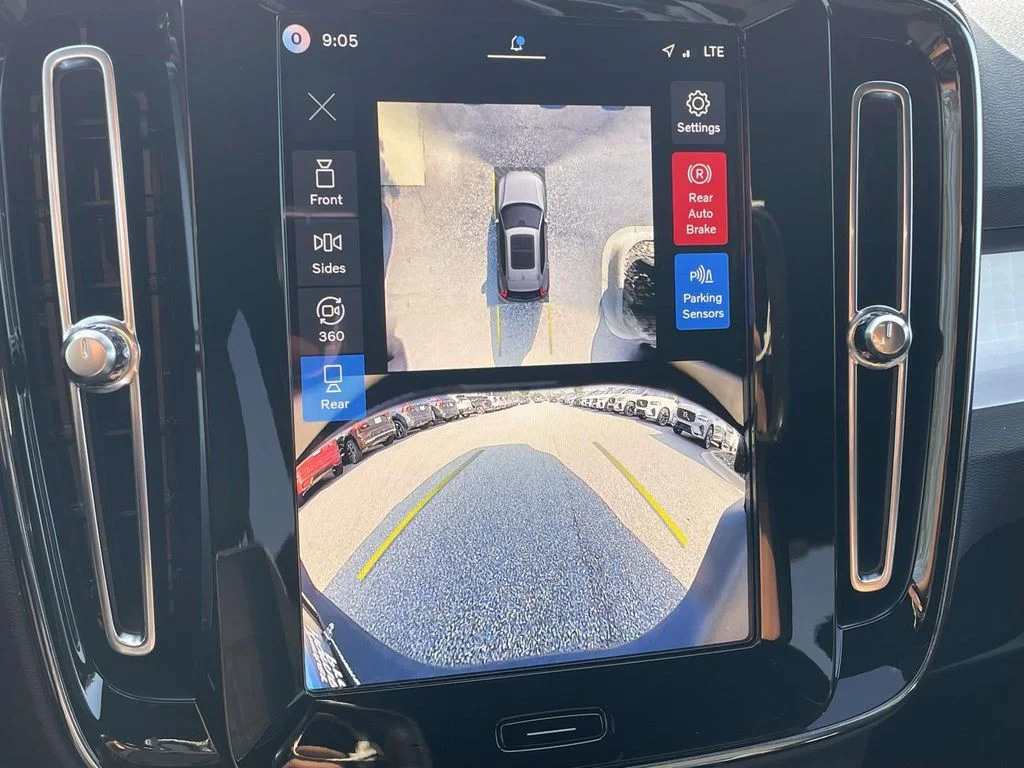 New 2026 Onyx Black Volvo Ultra Black Edition image 18