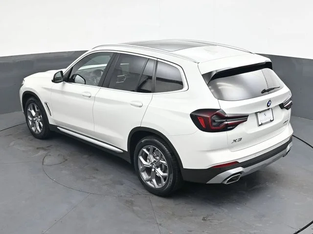Used 2023 White BMW sDrive30i image 25