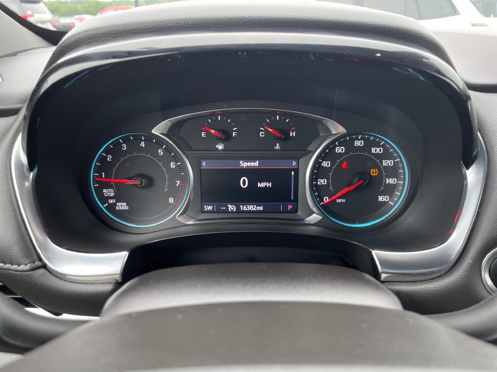 Used 2023 Gray Chevrolet LT image 15