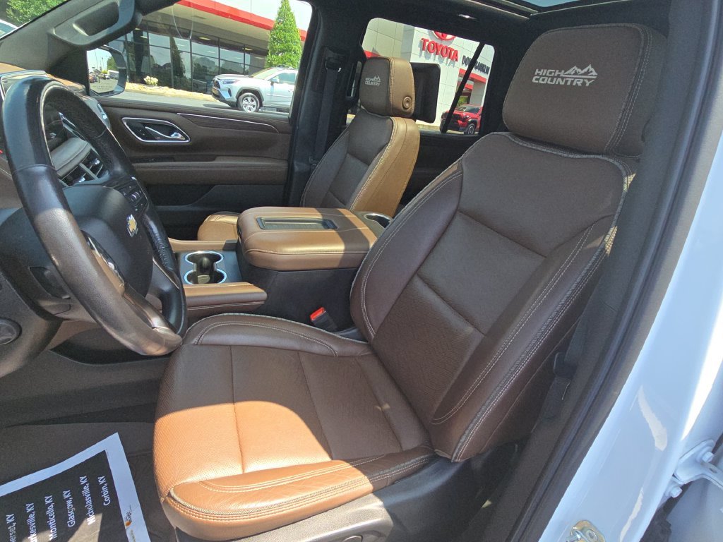Used 2021 White Chevrolet High Country image 11