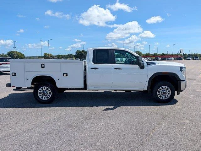 New 2026 Summit White GMC Pro image 6