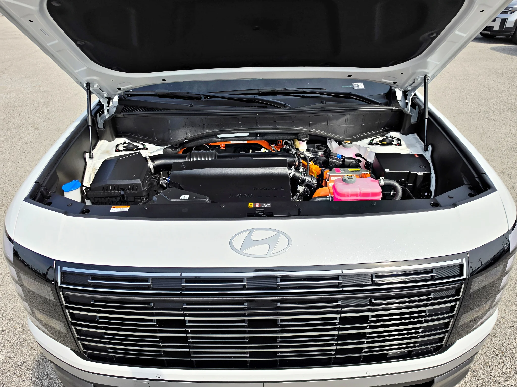 New 2027 Creamy White Pearl Hyundai SEL 7P image 26