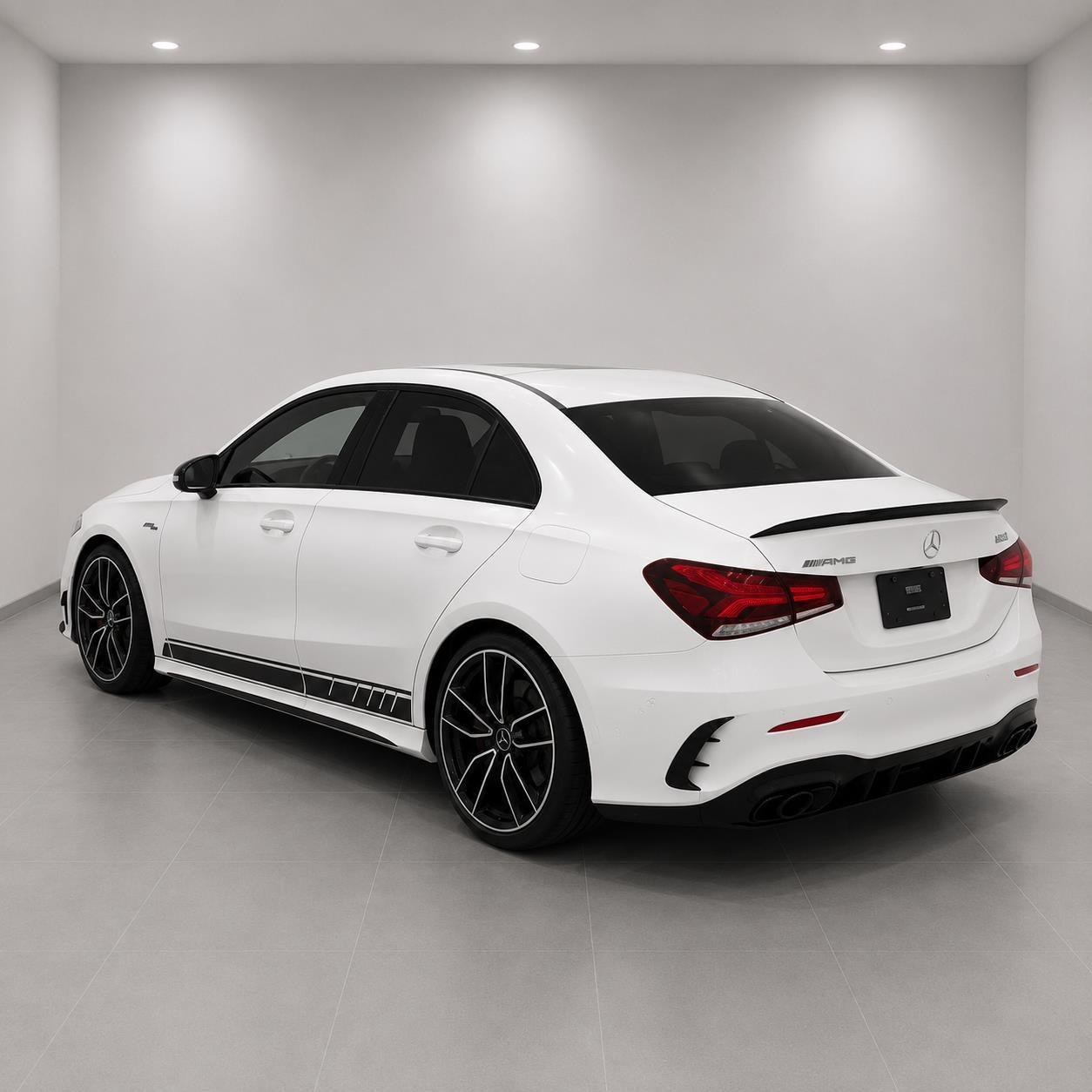Used 2021 WHITE MERCEDES  image 3
