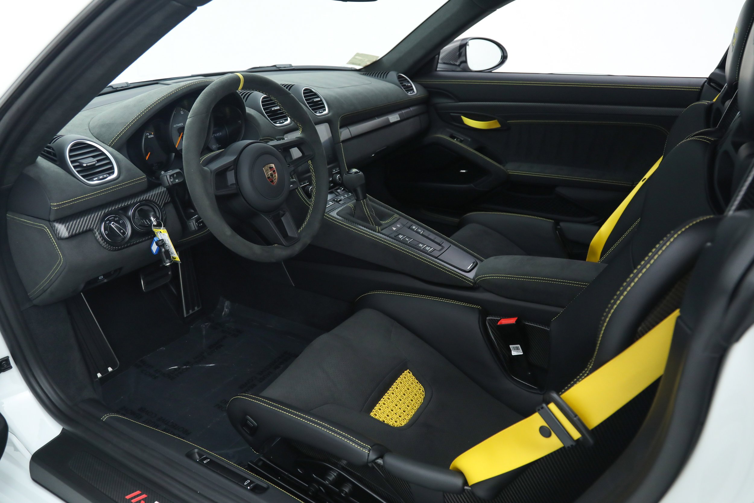 Used 2025 White Porsche GT4 RS Coupe image 24