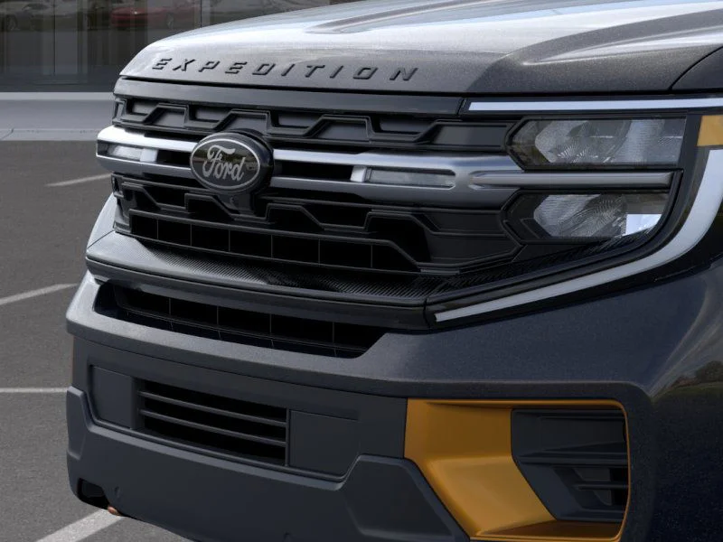 New 2026 Agate Black Metallic Ford Tremor® image 40