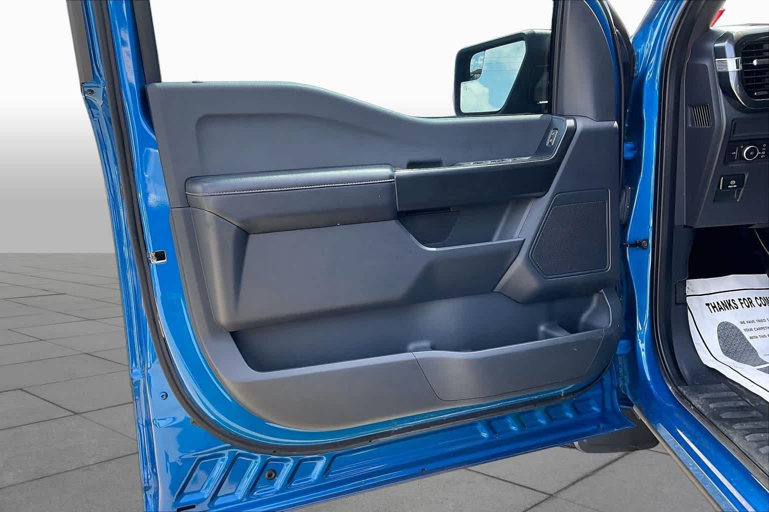 Used 2021 Velocity Blue Metallic Ford XL image 19