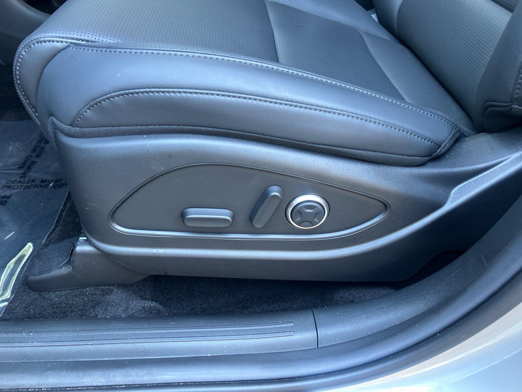Certified Used 2026 Silver Hyundai SEL Premium image 17