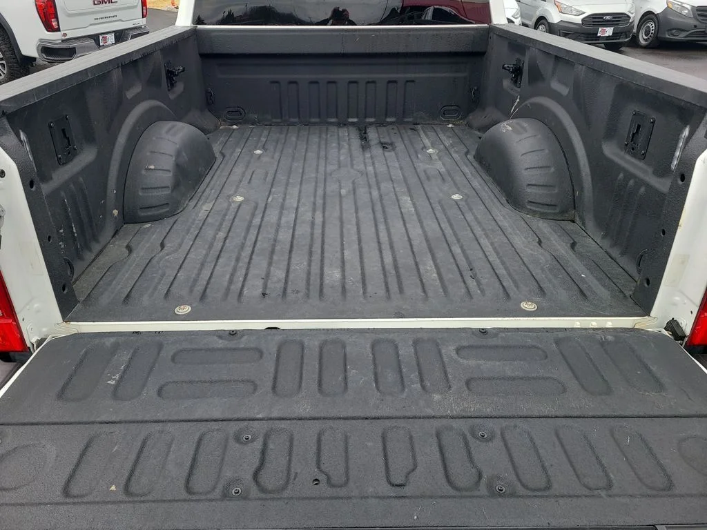 Used 2022 White Ford Lariat image 39