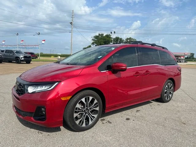 2025 Honda Odyssey Elite's photo