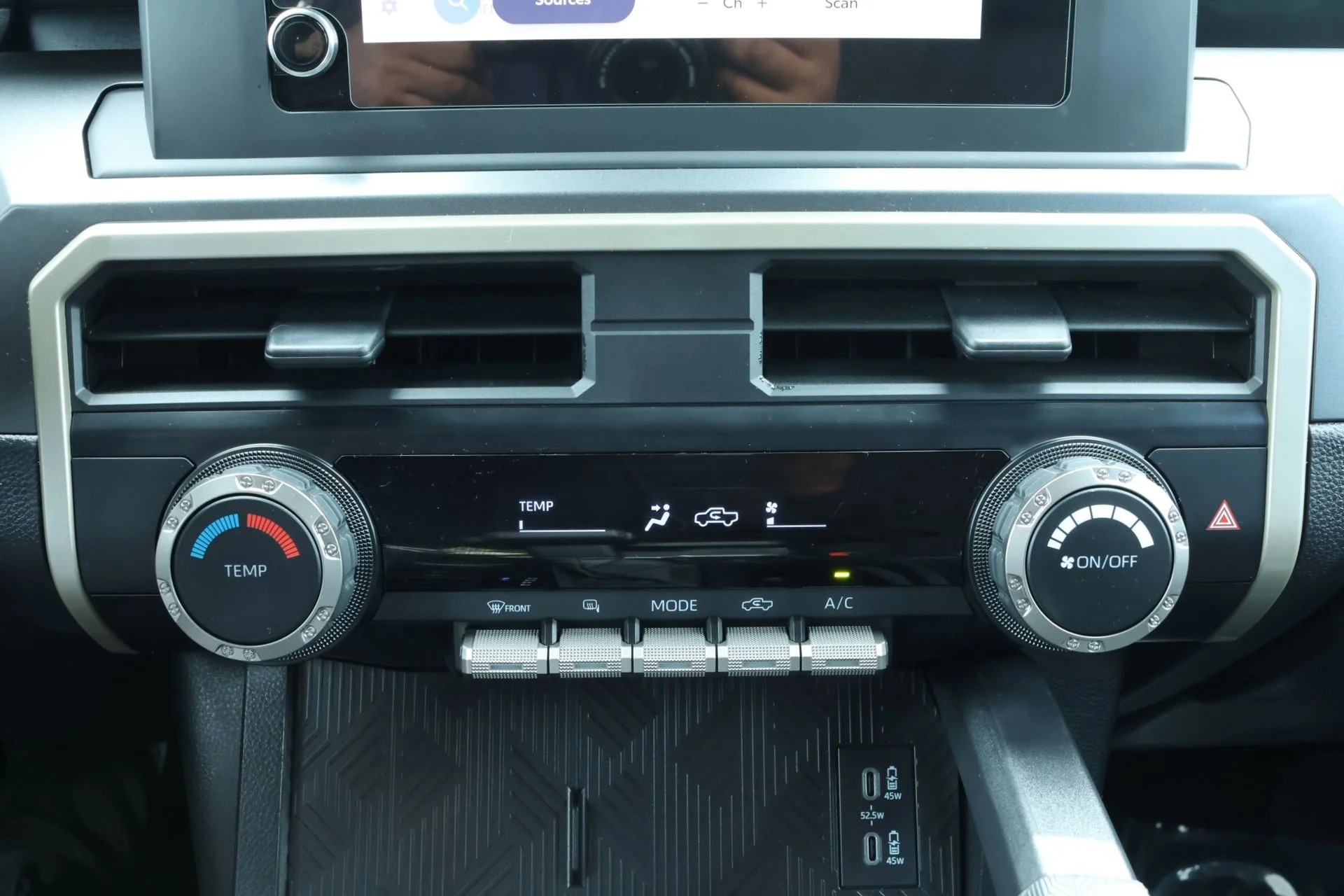 Used 2026  Toyota SR5 image 16
