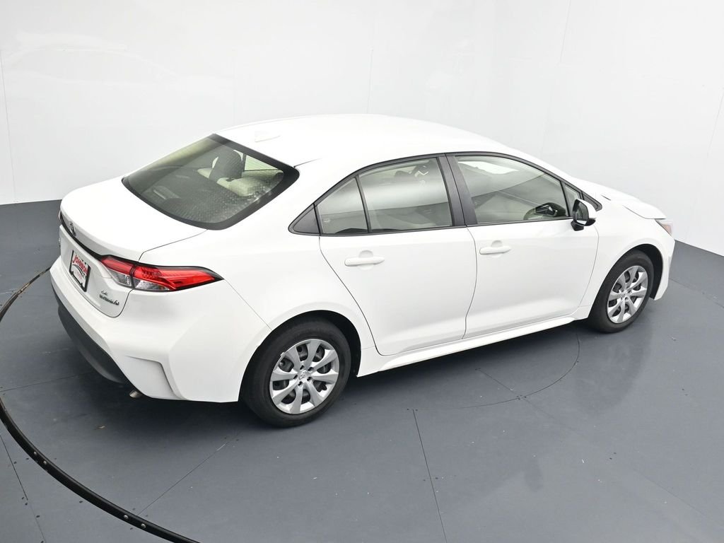 Used 2024 White Toyota LE image 34
