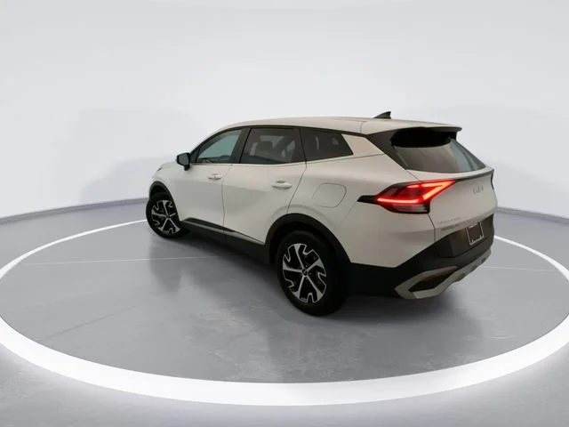 Used 2023 White Kia EX image 2