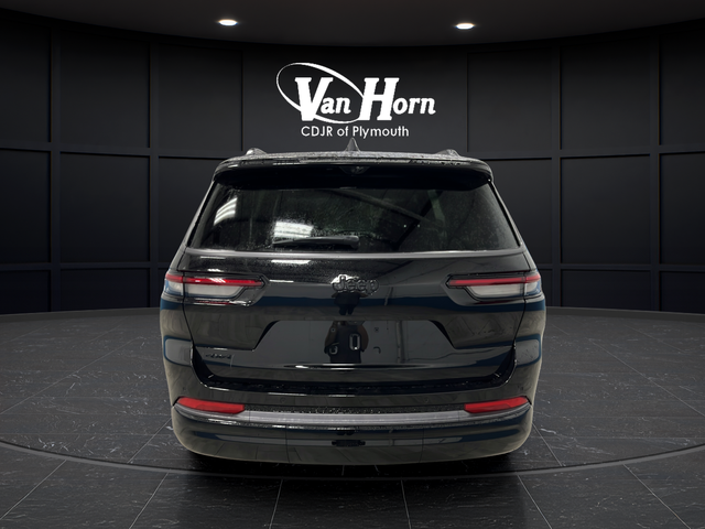 New 2026 Diamond Black Crystal Pearlcoat Jeep Limited Reserve image 6