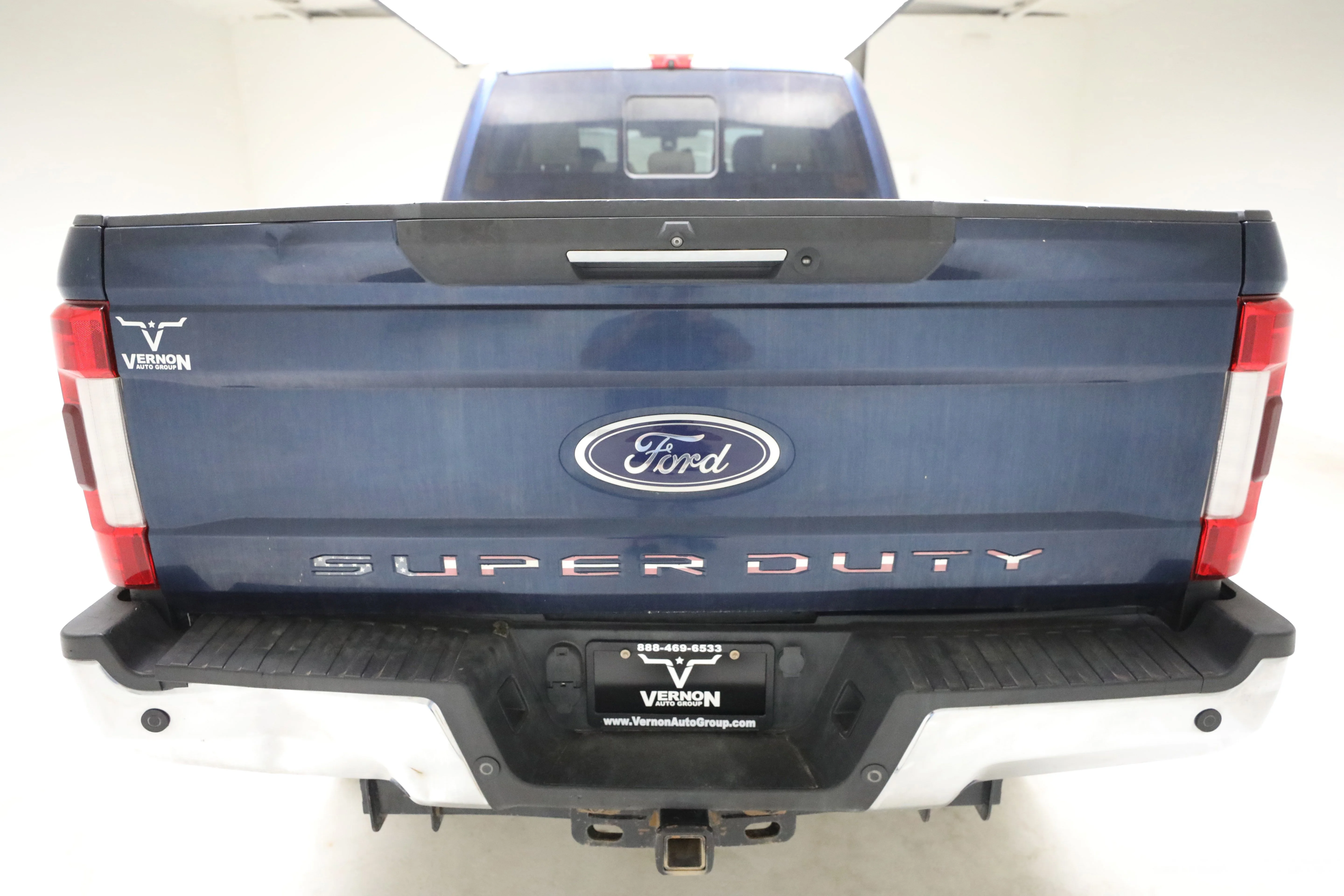 Pre-Owned 2019 Ford Super Duty F-250 Lariat Crew Cab 4x4 Fx4