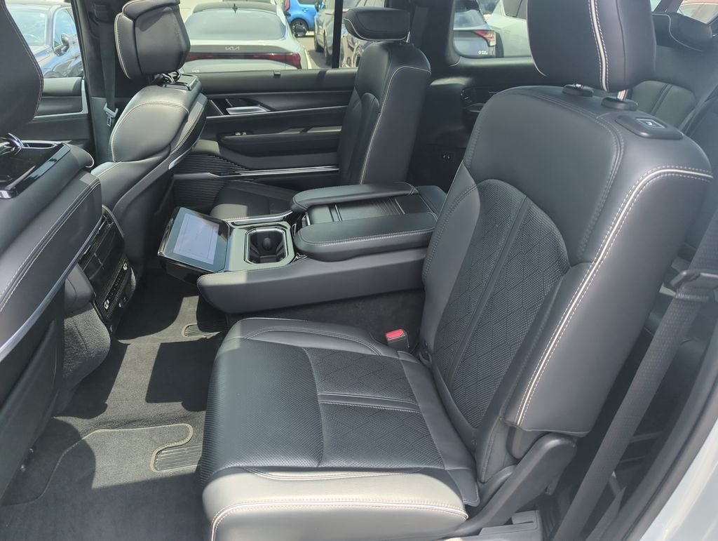 Used 2024 Silver Jeep Series II image 31
