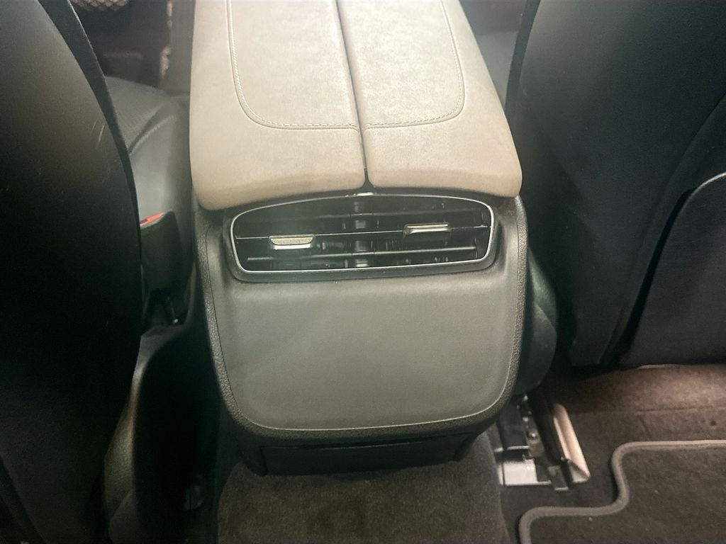 Used 2023 Gray Mercedes-Benz 450 image 26