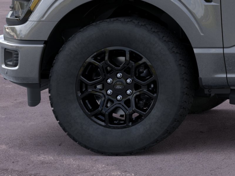 New 2026 Carbonized Gray Metallic Ford XLT image 19