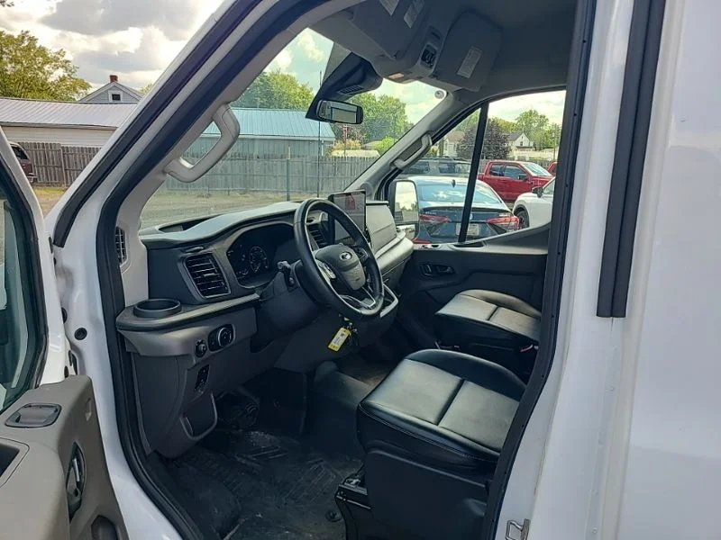 Used 2024 White Ford XL image 8