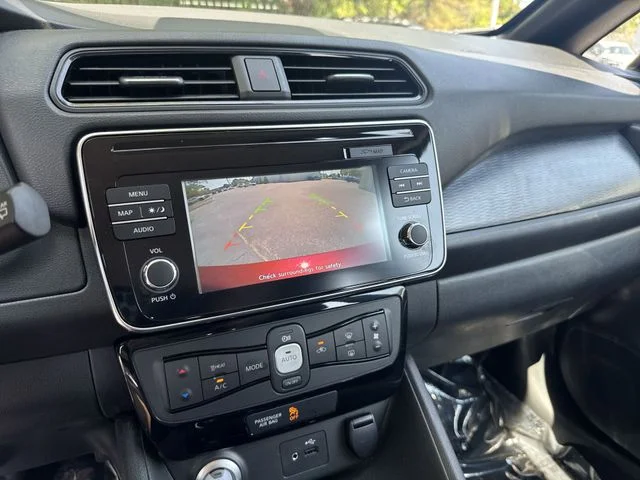 Used 2018 Red Nissan SV image 22