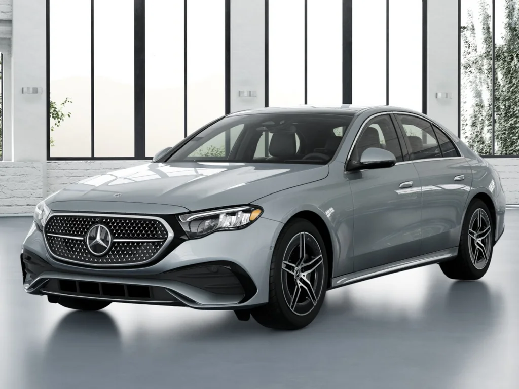 2026 Mercedes-Benz E-Class E450 4MATIC's photo
