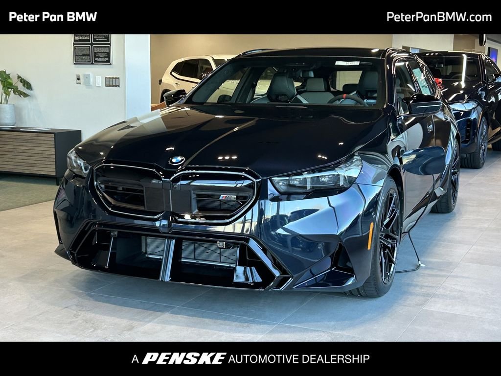 New 2027 Carbon Black Metallic BMW Base image 1