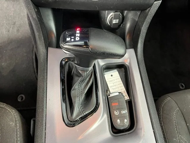 Used 2023 Green Dodge SXT image 24