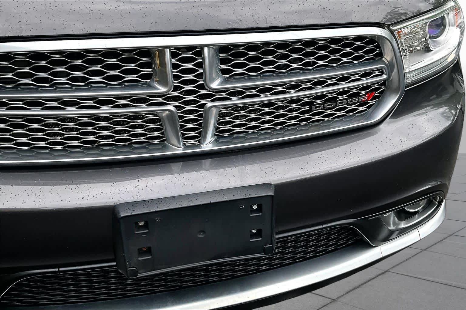 Used 2018 Granite Clearcoat Dodge SXT image 30