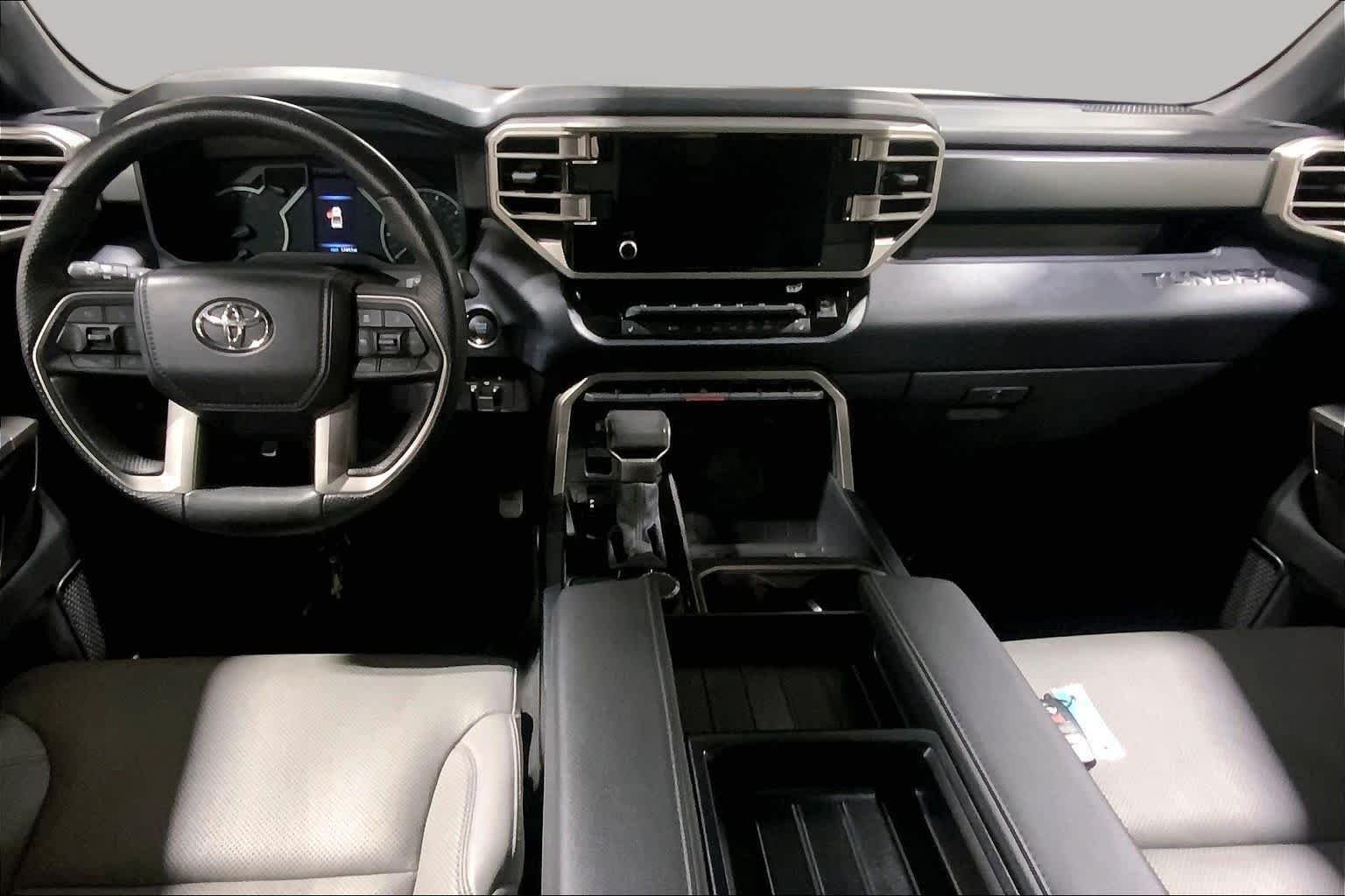 Used 2025 Lunar Rock Toyota SR5 image 17