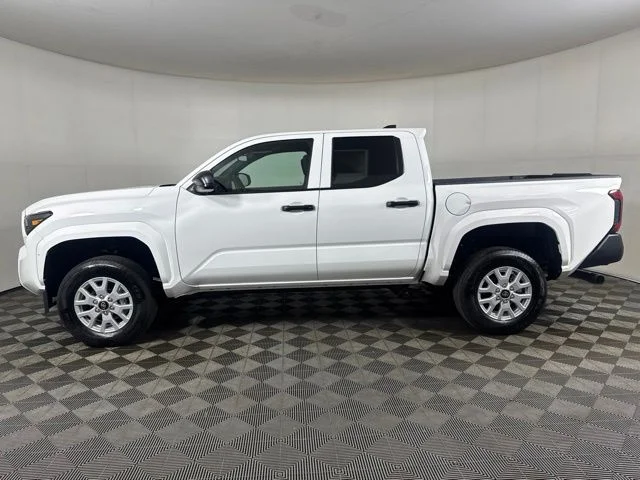 New 2026 Ice Cap Toyota  SR image 7