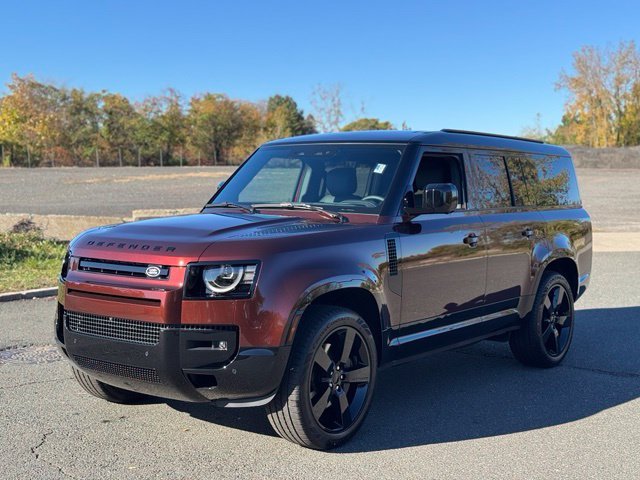 2026 Land Rover Defender 130 X-Dynamic SE