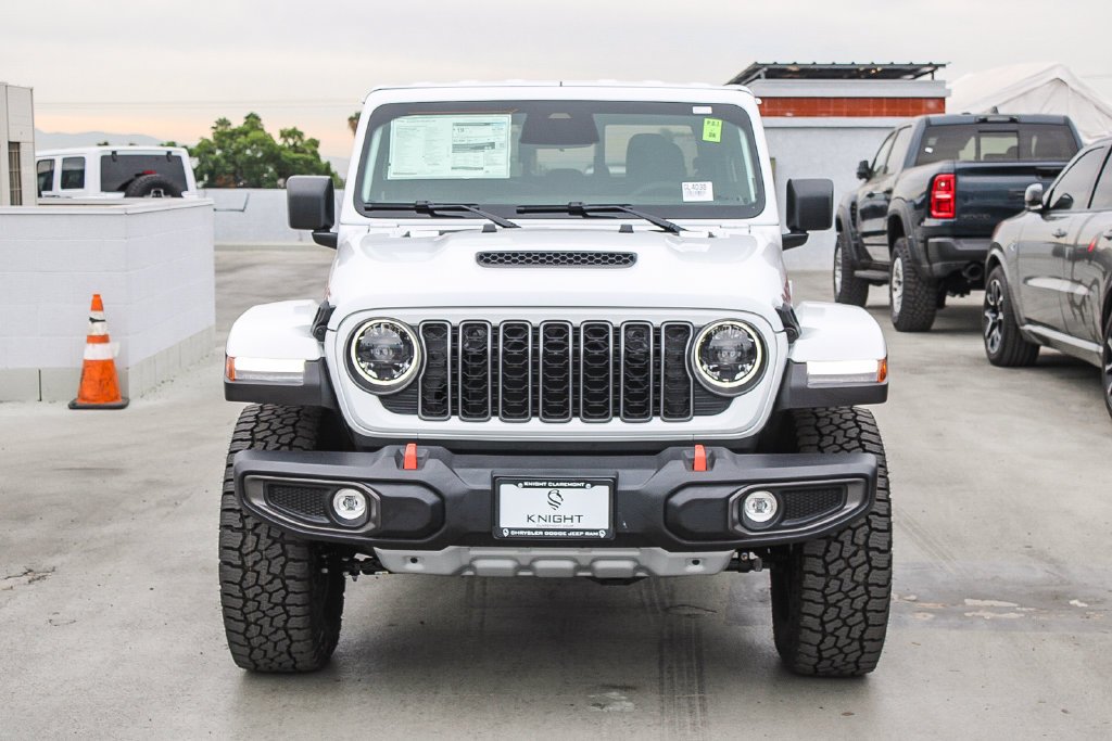 New 2026 Bright White Clearcoat Jeep Mojave image 3