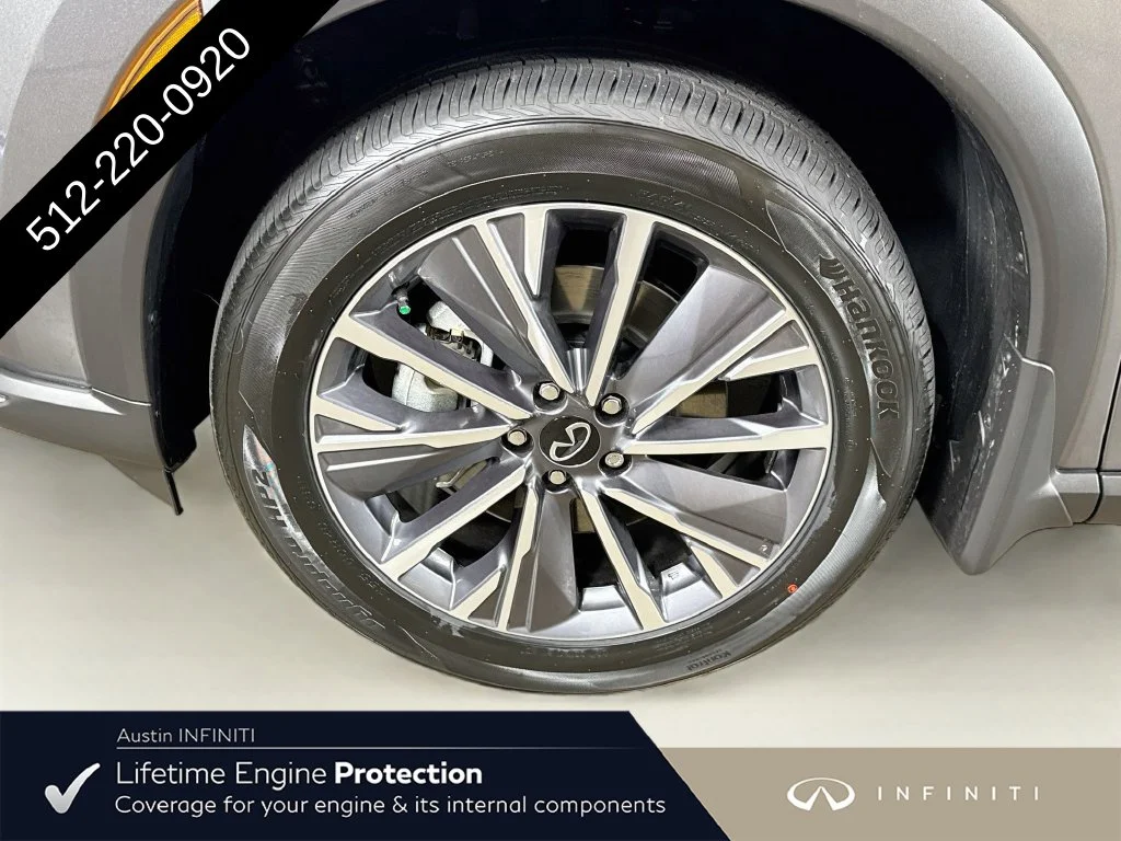 New 2027 Gray INFINITI LUXE image 43