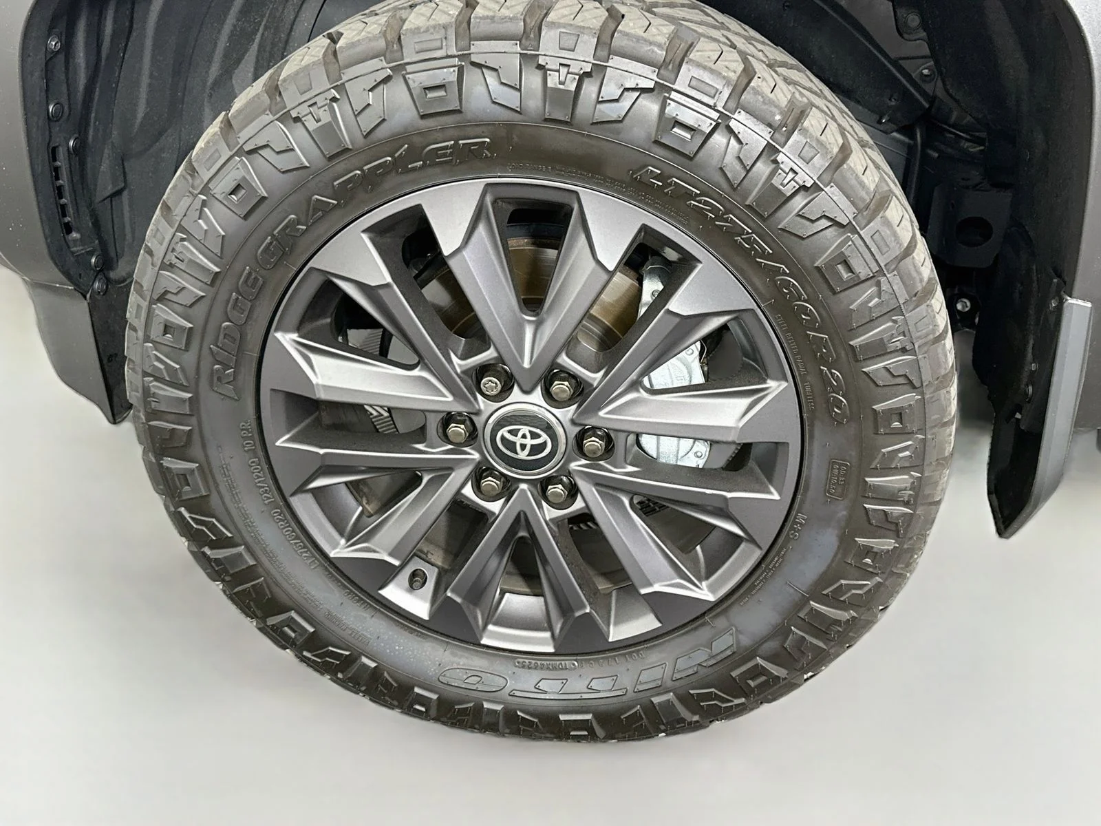 New 2026 Trail Dust/Grayscape <sup>1</sup> Toyota  image 33