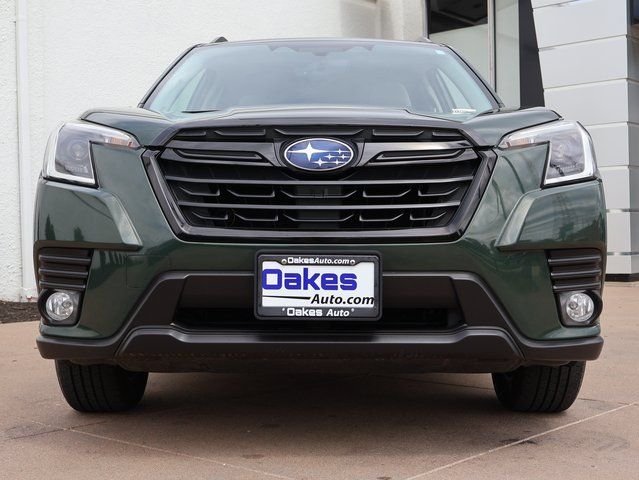 Used 2022 Green Subaru Premium image 3