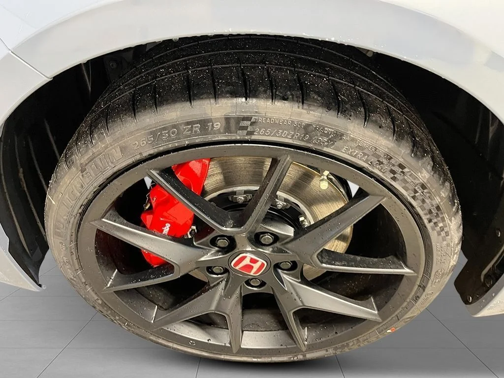New 2026 Sonic Gray Pearl Honda  image 11
