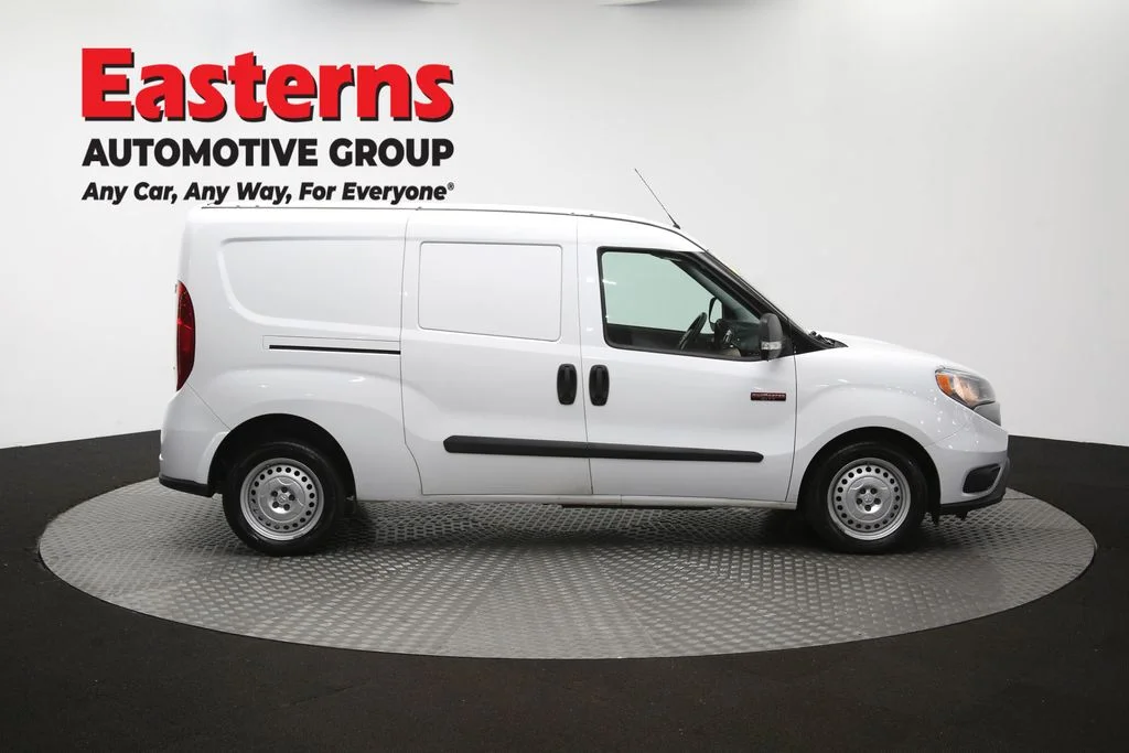 Used 2022 White Ram Base image 46