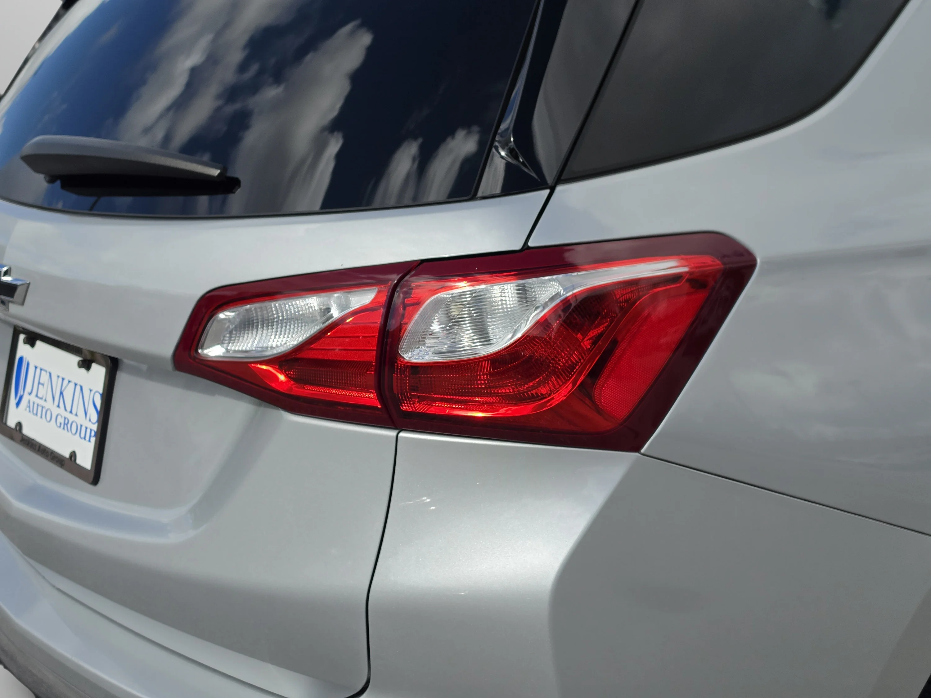 Used 2019 Silver Ice Metallic Chevrolet LT image 14