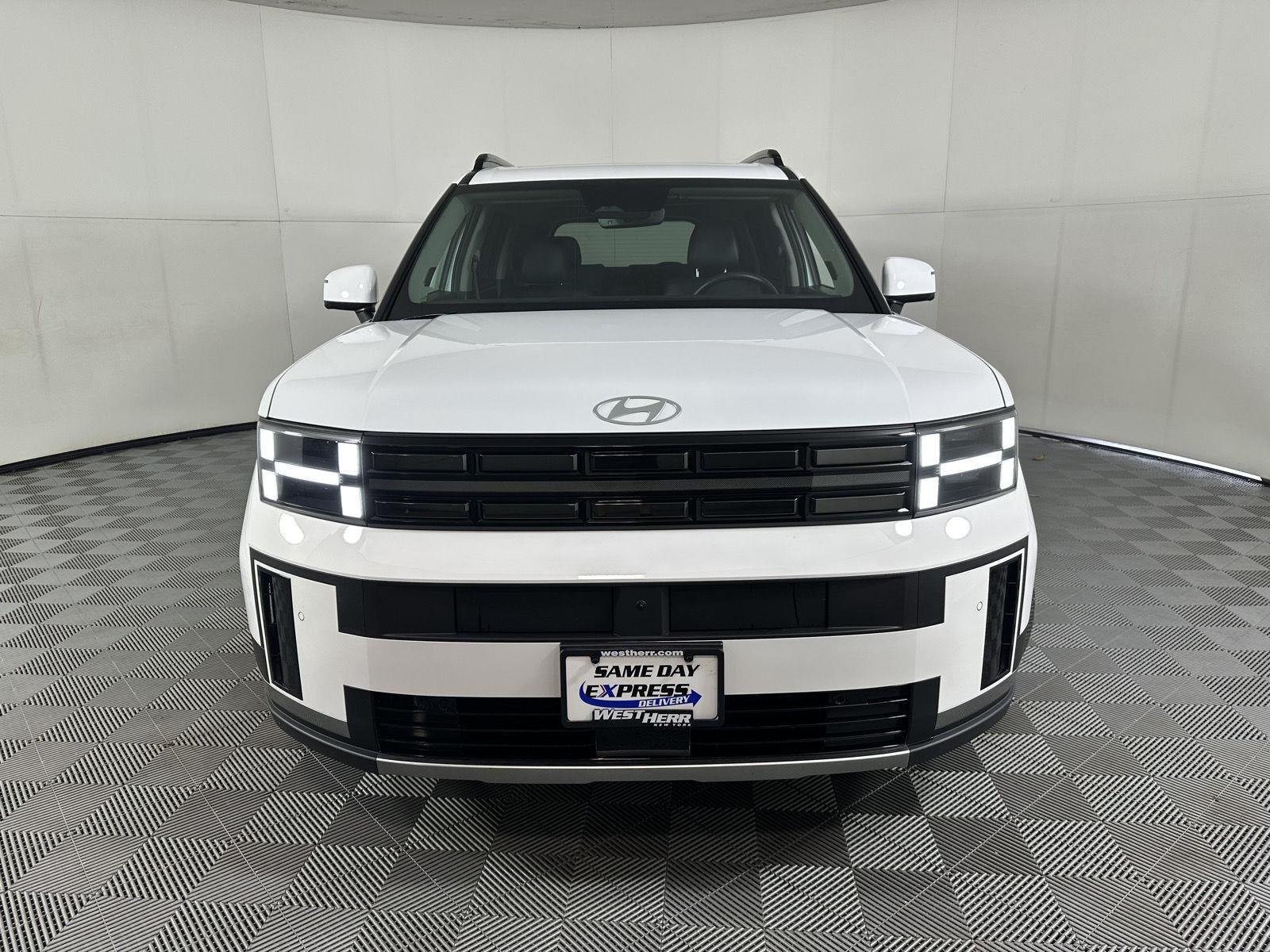 Used 2024 Serenity White Hyundai Limited image 11