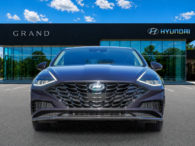 Used 2023 Blue Hyundai SEL image 9