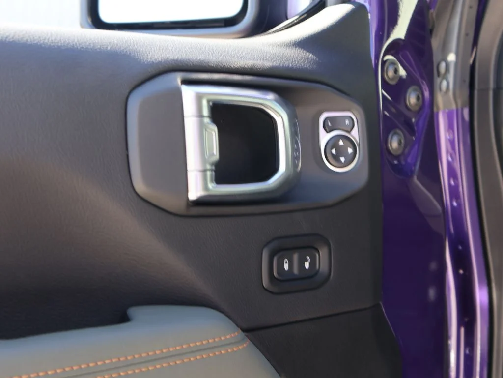 New 2026 Reign Exterior Paint Jeep Mojave image 21