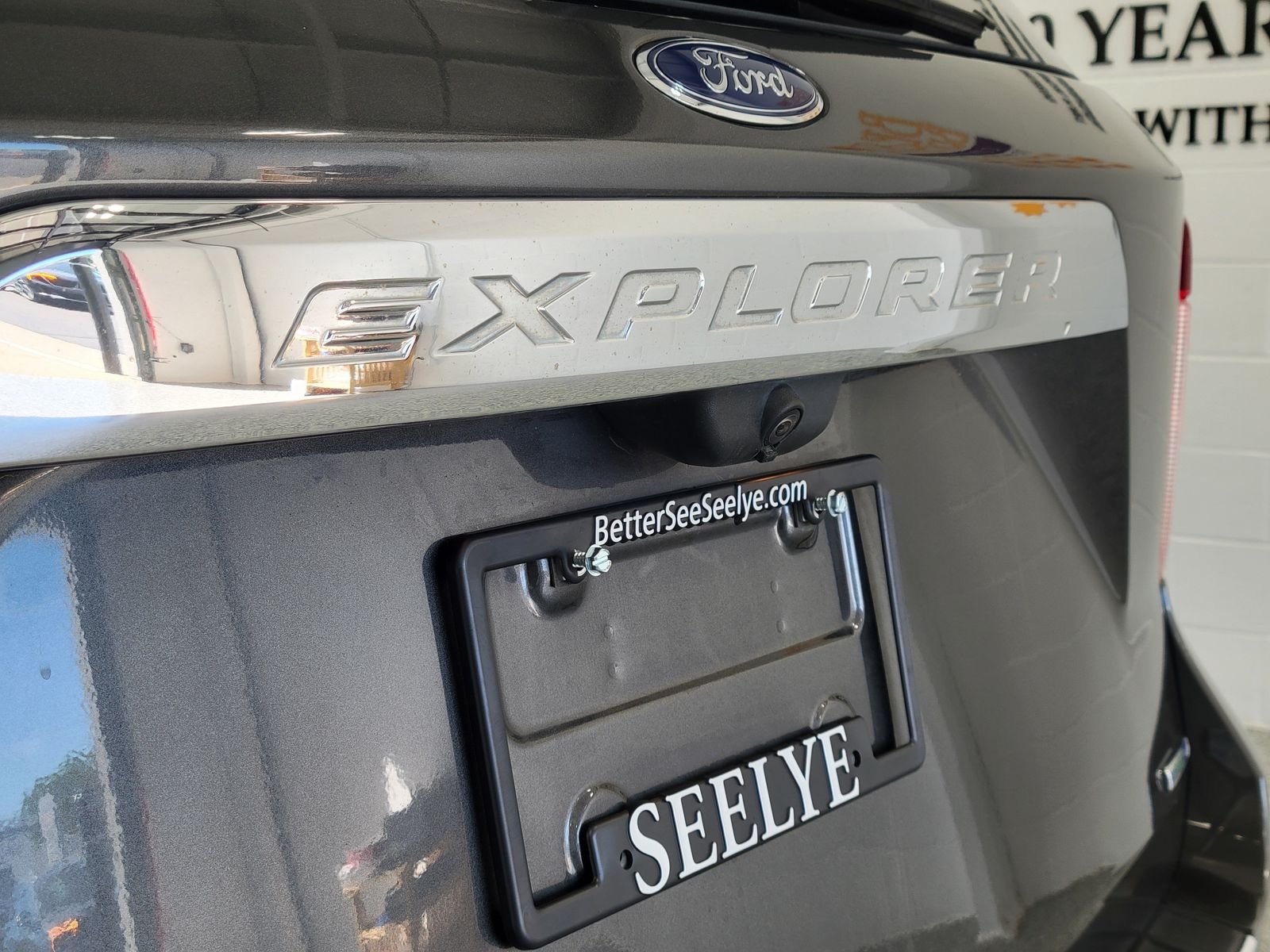Used 2020 Gray Ford Limited image 34